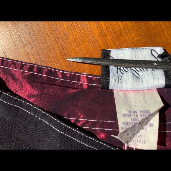 Jealousy Drawstring Closure Faux Silky Feel Shorts - Picture 4 of 16